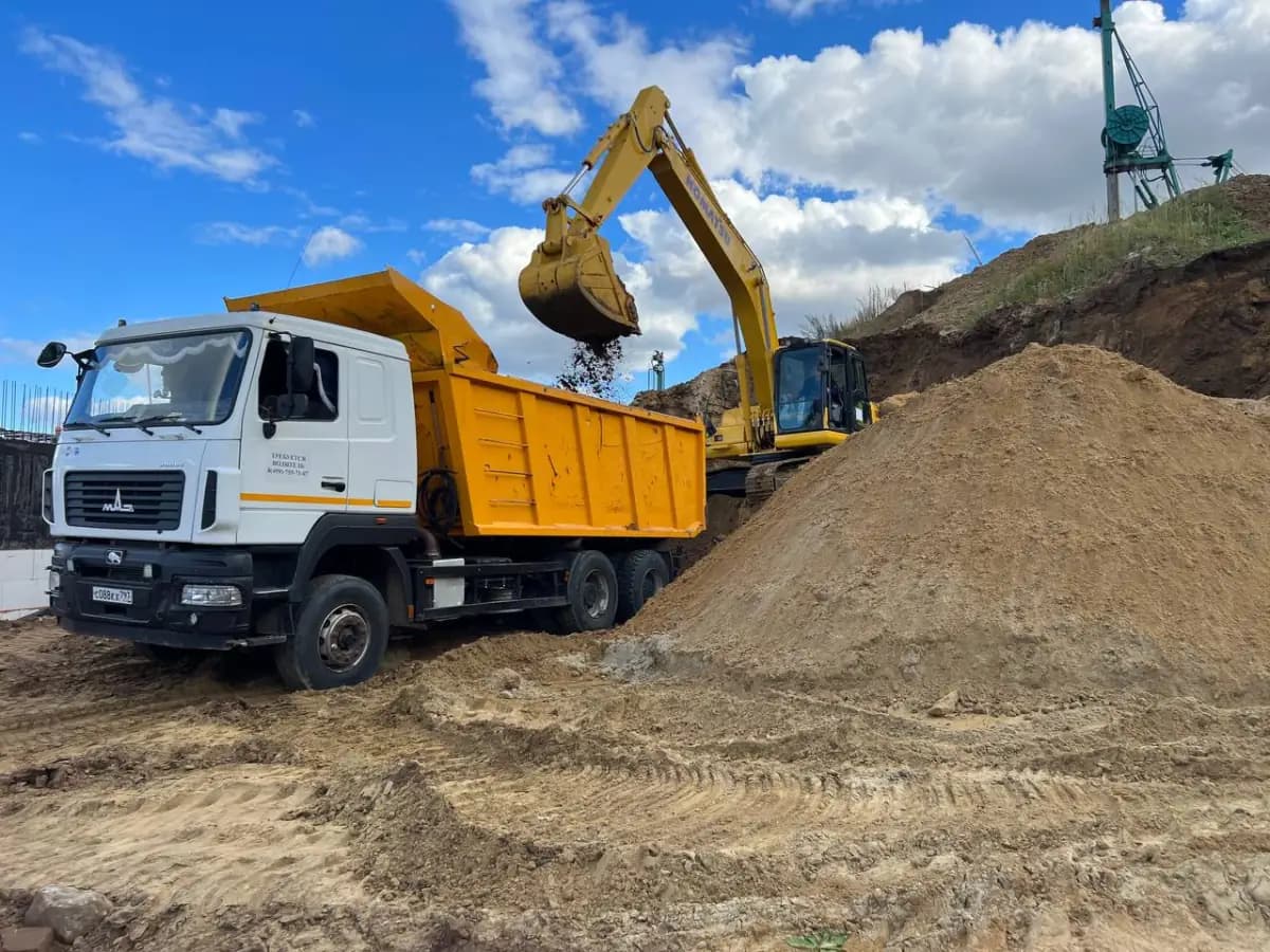 Аренда самосвала — услуга — Москва и МО — Спецустройство
